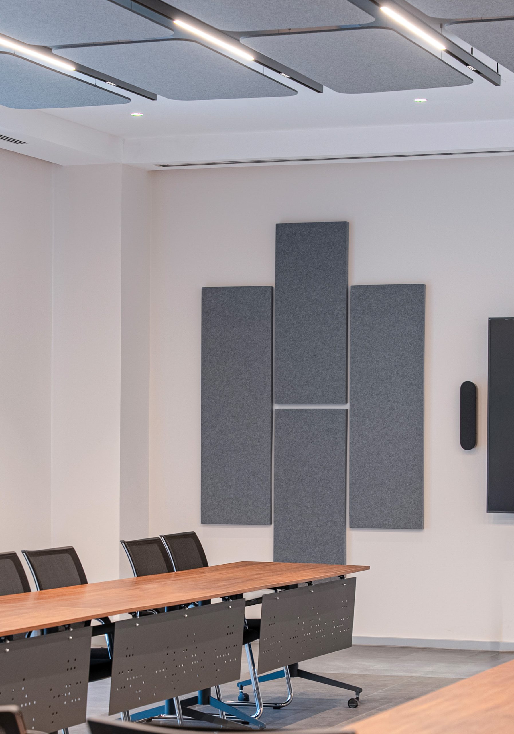 Fold acoustic wall panels in a Nobel meeting room